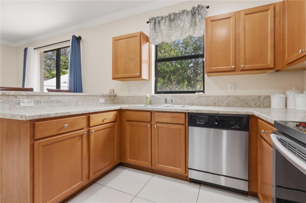 9033 W 33rd Avenue , Hialeah, FL 33018 Photo