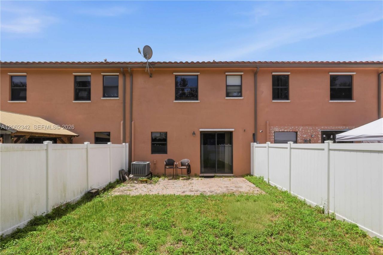 9033 W 33rd Avenue , Hialeah, FL 33018 Photo