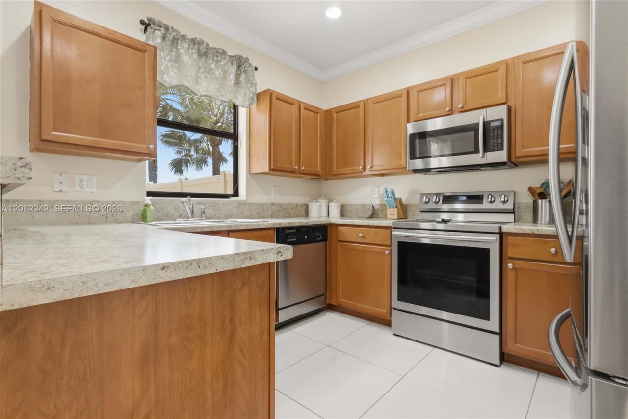9033 W 33rd Avenue , Hialeah, FL 33018 Photo