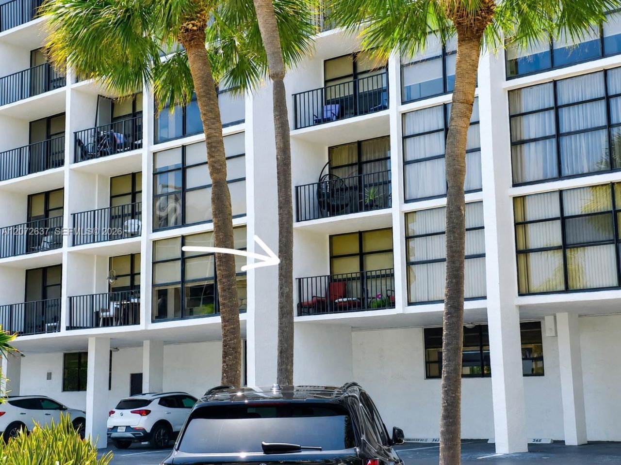 600 Parkview Dr , Unit 224, Hallandale Beach, FL 33009 Photo