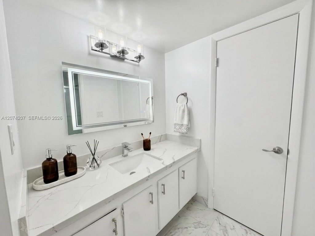3432 NW 86th Way , Unit 201, Sunrise, FL 33351 Photo