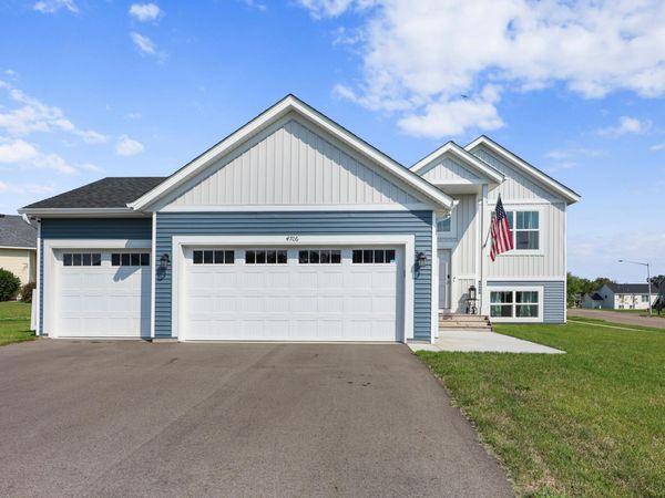 4706 8th Street Loop NE, Saint Cloud, MN 56304