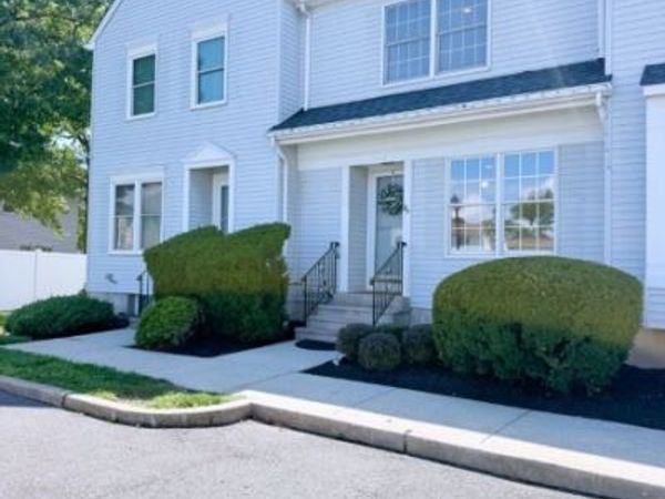 86 Wilton Ave, Middlesex, NJ 08846