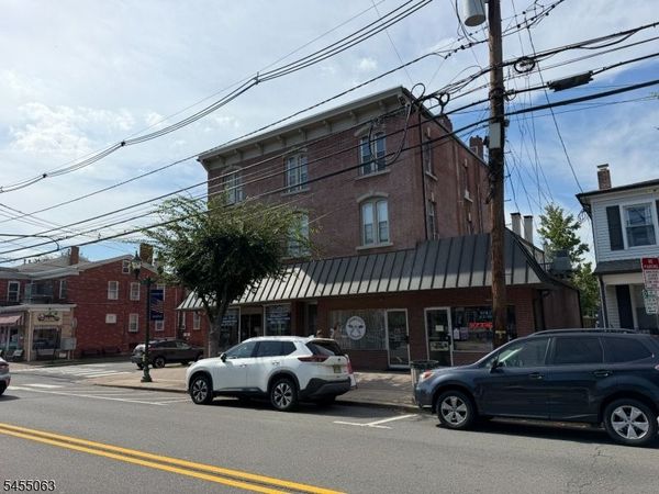 56 W Somerset, Unit 4, Raritan, NJ 08869