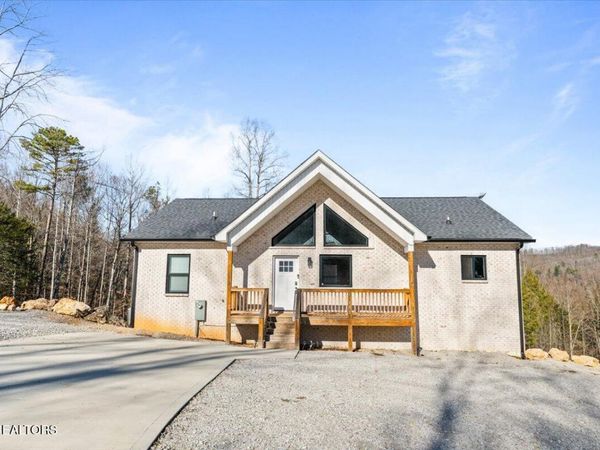 113 Pool Drive, LaFollette, TN 37766