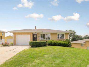 4241 Madison Street, Omaha, NE 68107