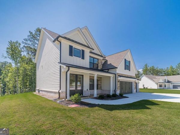 907 Bessie Court, Loganville, GA 30052