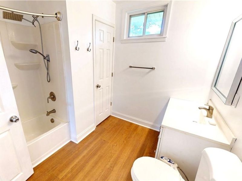 16702 Findlay Street, Chagrin Falls, OH 44023 Photo 16