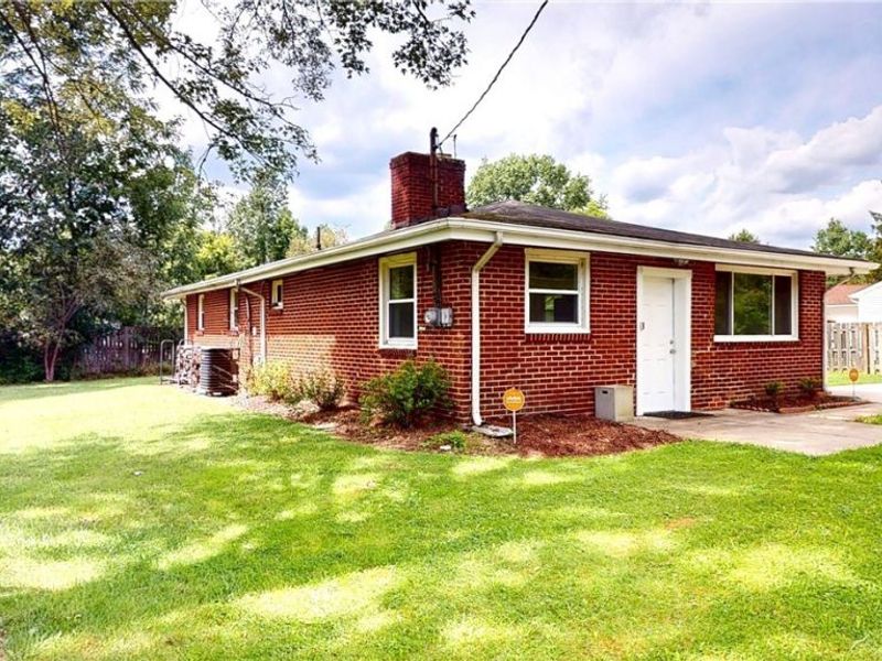 16702 Findlay Street, Chagrin Falls, OH 44023 Photo 18