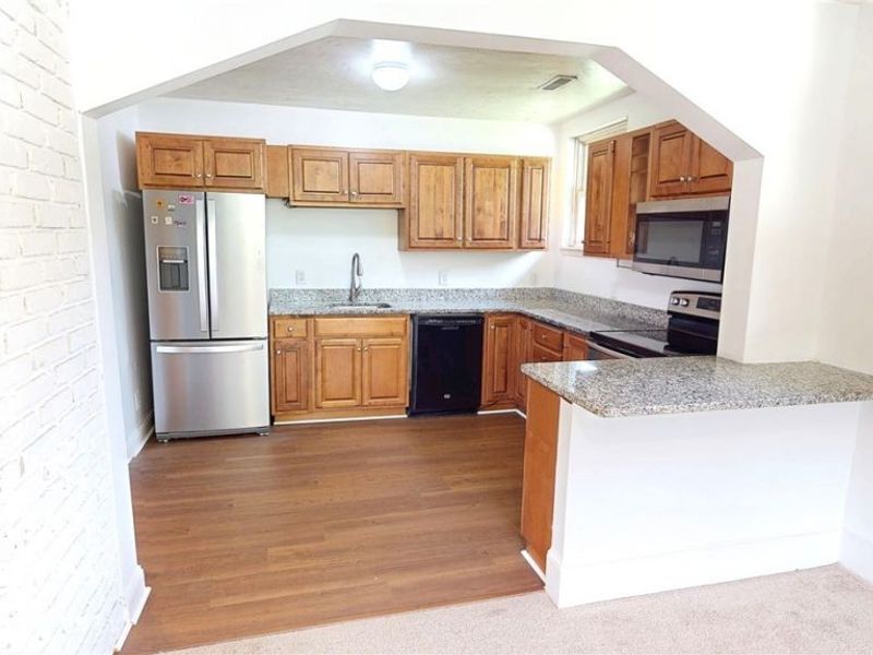 16702 Findlay Street, Chagrin Falls, OH 44023 Photo 8