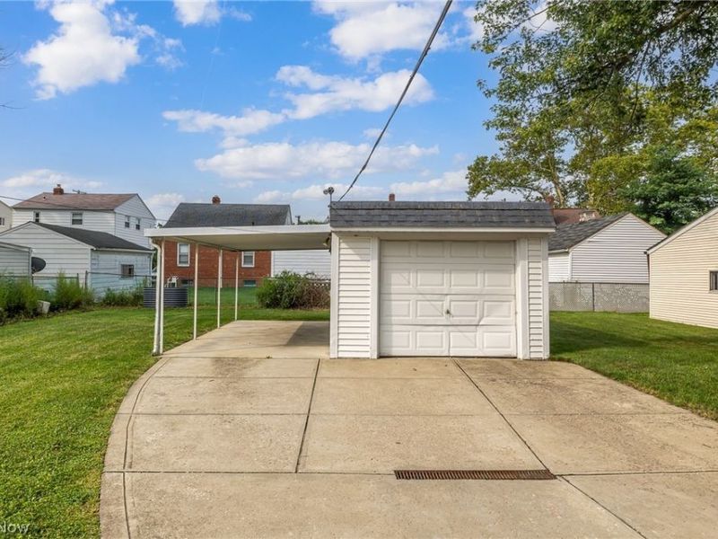 424 E 326th Street, Willowick, OH 44095 Photo 29