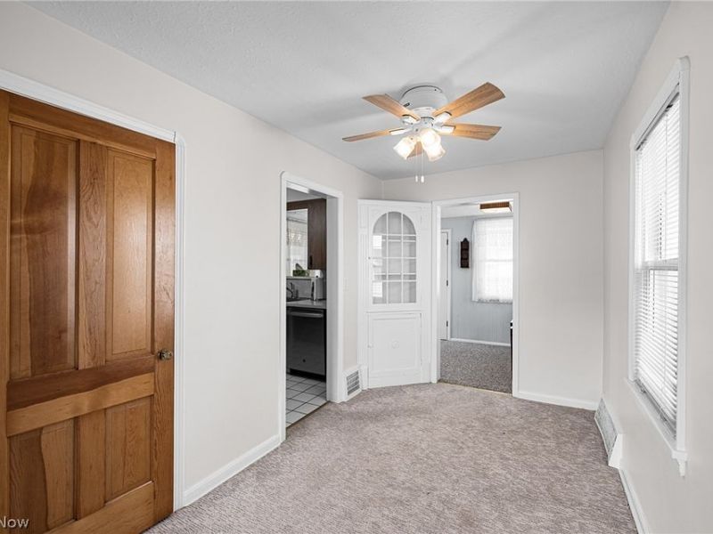 424 E 326th Street, Willowick, OH 44095 Photo 7