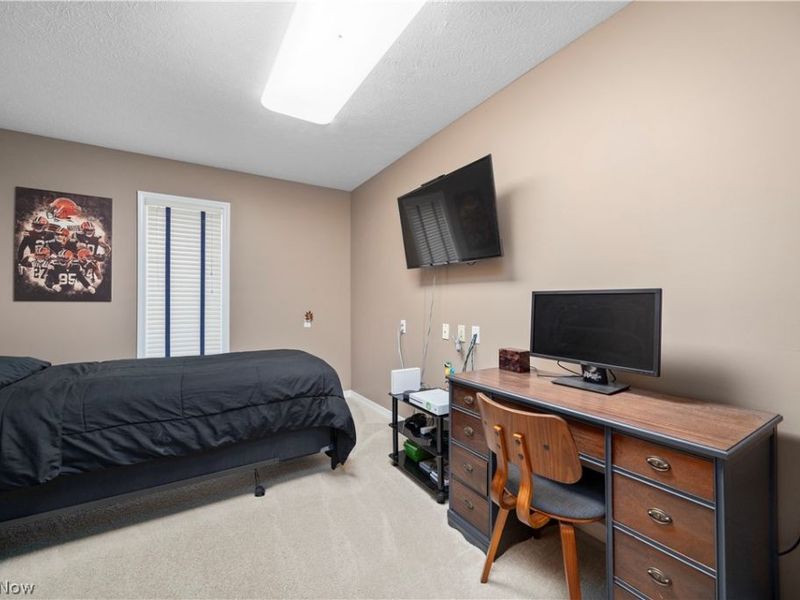 33008 Woodhaven Circle, North Ridgeville, OH 44039 Photo 17