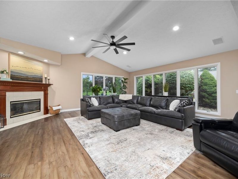 33008 Woodhaven Circle, North Ridgeville, OH 44039 Photo 6