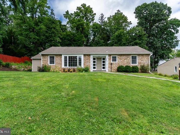 2809 W CHURCH ROAD , GLENSIDE, PA 19038