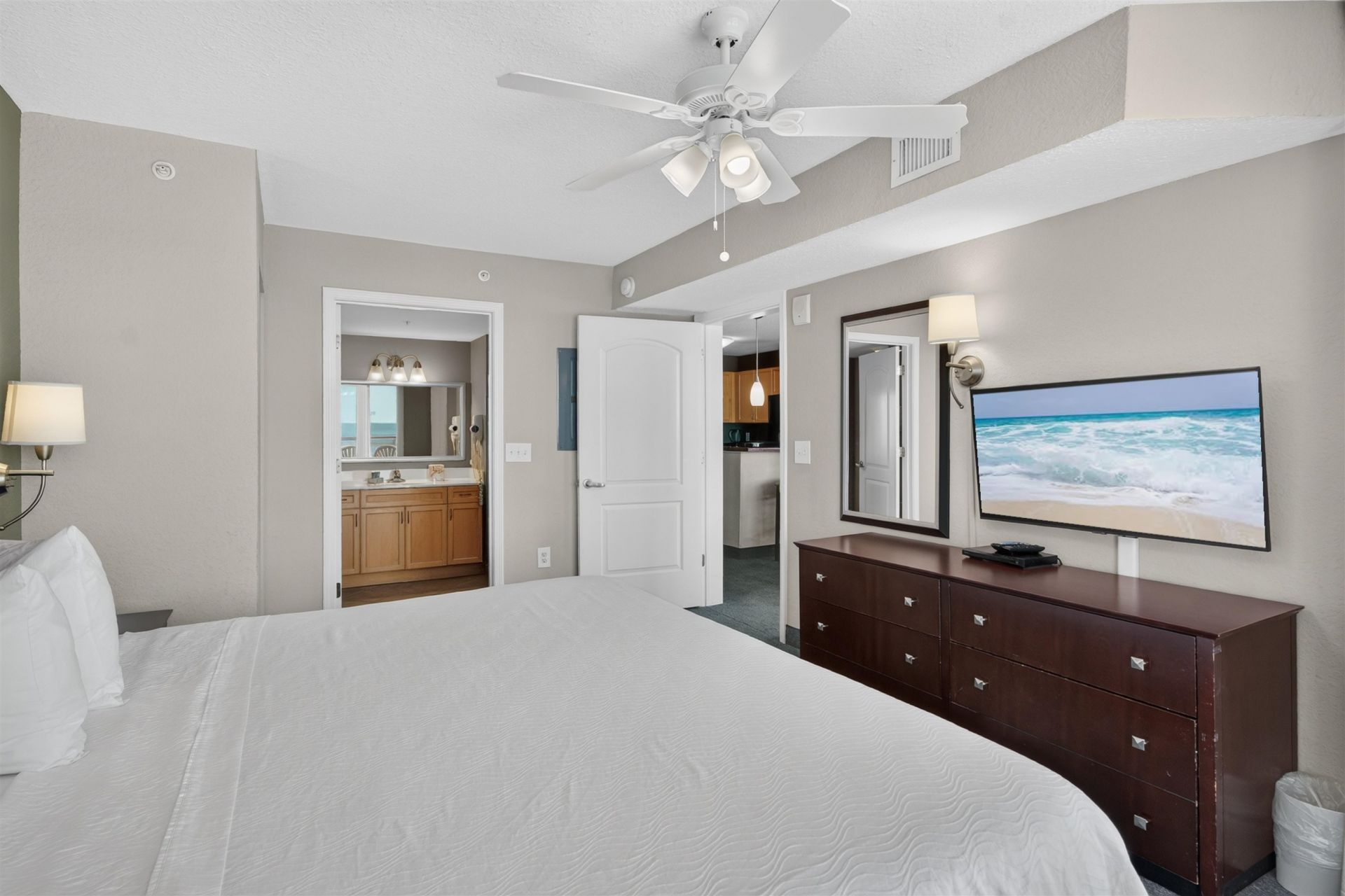 3601 N Ocean Blvd. Photo 10