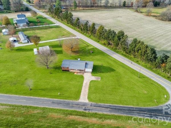 2890 Hobson Road, Cleveland, NC 27013