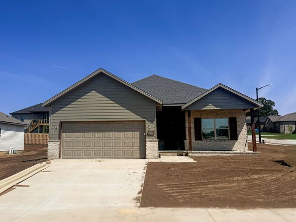 2501 W Fisherman Drive , Ozark, MO 65721