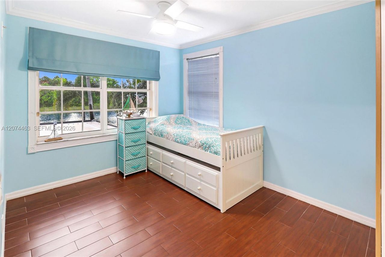 1108 NW 180th Ave, Pembroke Pines, FL 33029 Photo