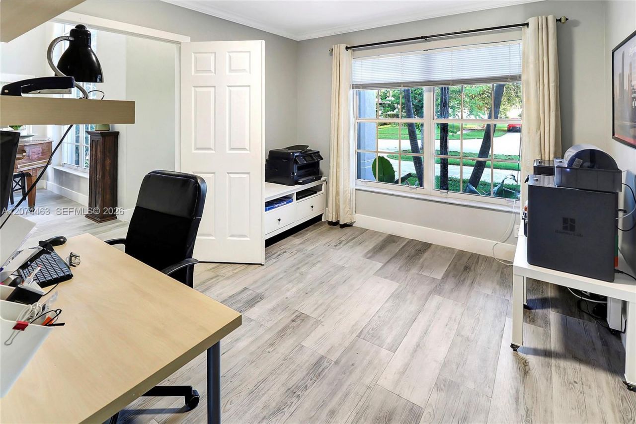 1108 NW 180th Ave, Pembroke Pines, FL 33029 Photo