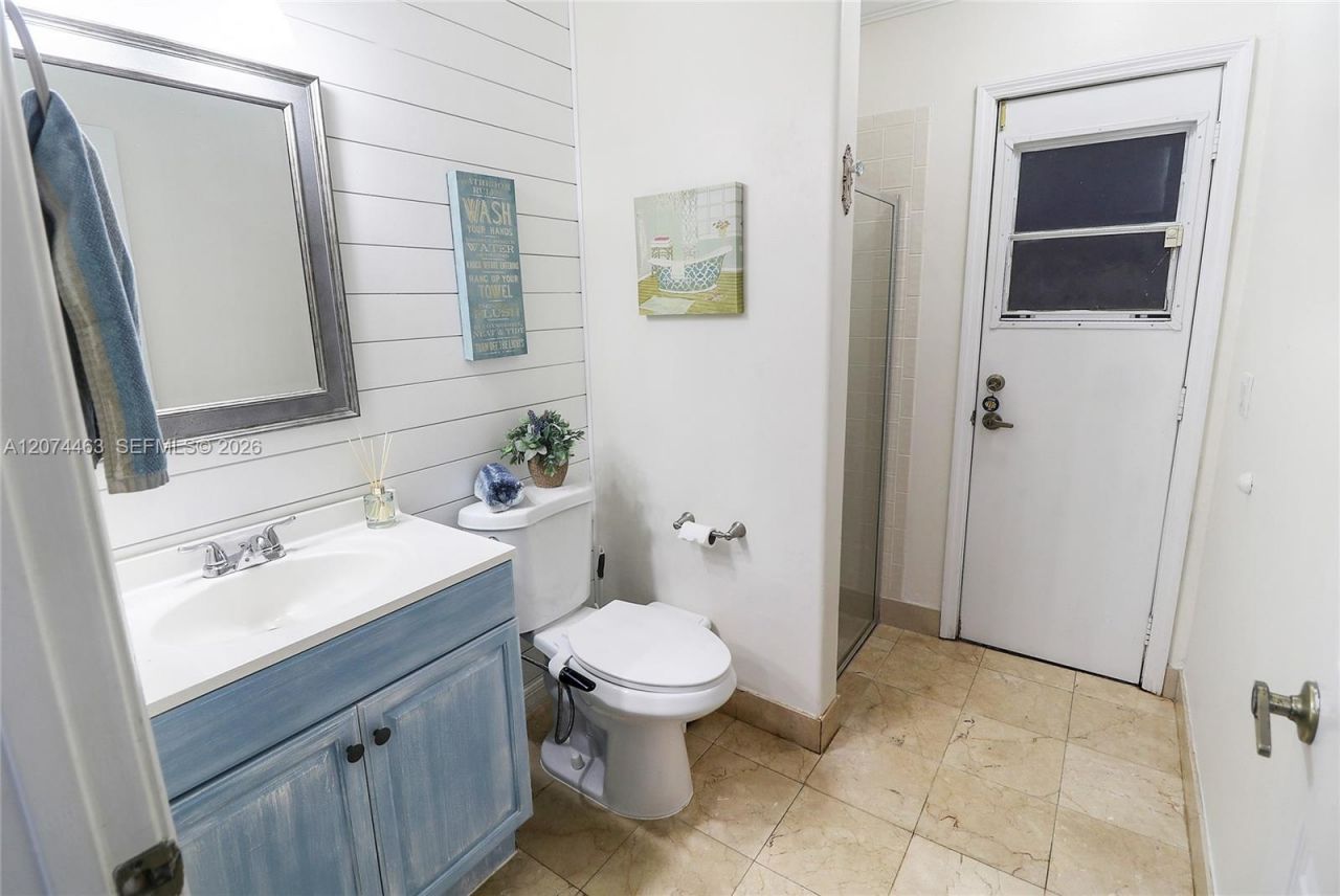1108 NW 180th Ave, Pembroke Pines, FL 33029 Photo