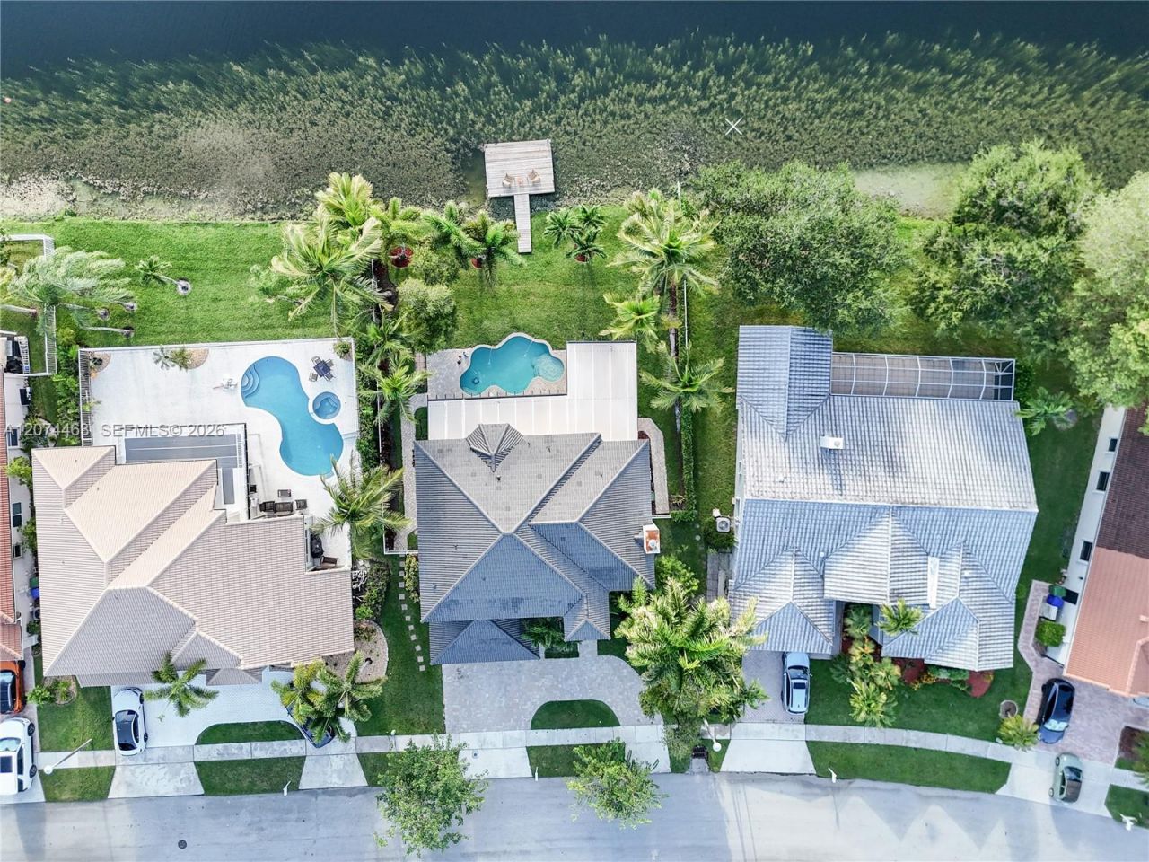 1108 NW 180th Ave, Pembroke Pines, FL 33029 Photo