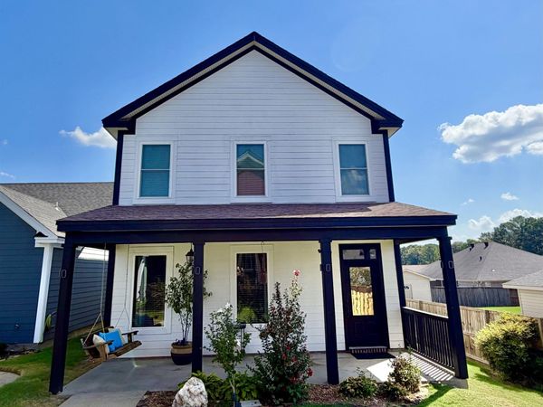 8 Regents Park, Bryant, AR 72022