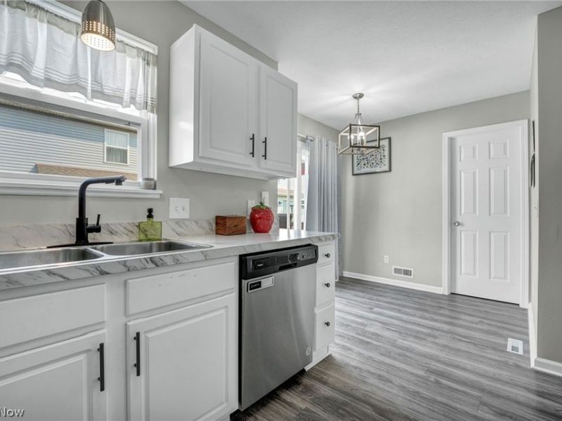 951 Columbia Court, Unit 23, Painesville, OH 44077 Photo 9