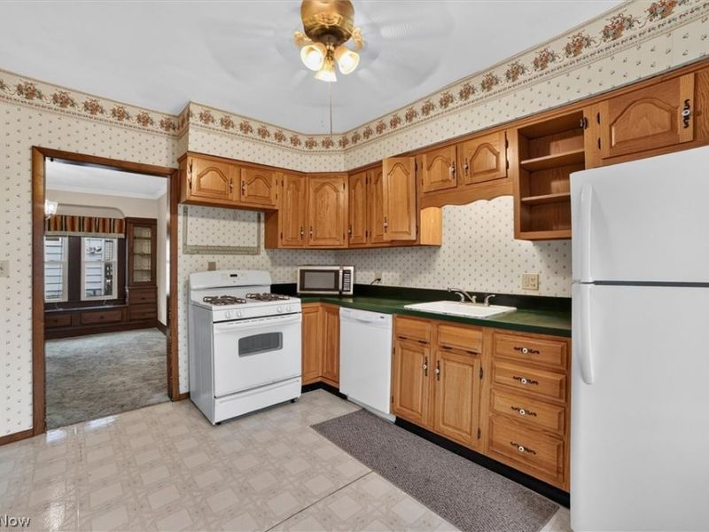 4916 E 90th Street , Garfield Heights, OH 44125 Photo 16