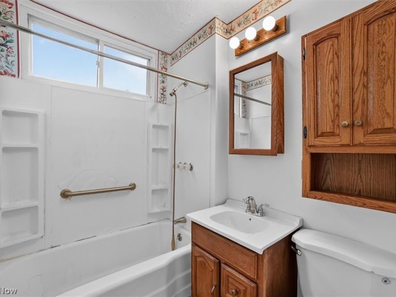 4916 E 90th Street , Garfield Heights, OH 44125 Photo 24