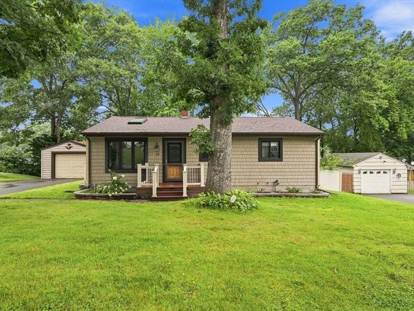68 Feltham Rd, Springfield, MA 01118