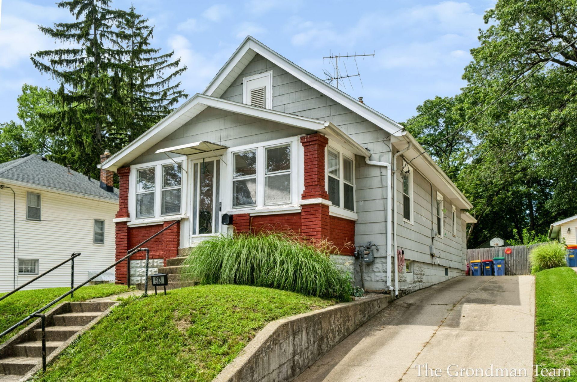 513 Spring Avenue Ne, Grand Rapids, MI 49503 Main Photo