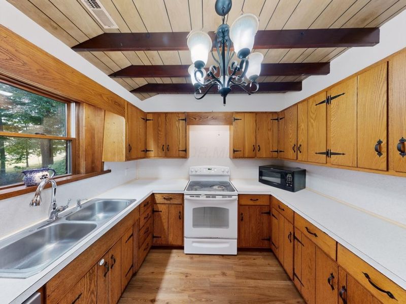 17338 Fredericktown Amity Road , Fredericktown, OH 43019 Photo 17