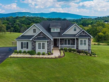 65 INDIAN RIDGE RD, GREENVILLE, VA 24440