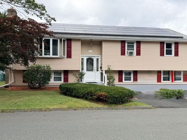 17 Valley Rd, Stoneham, MA 02180