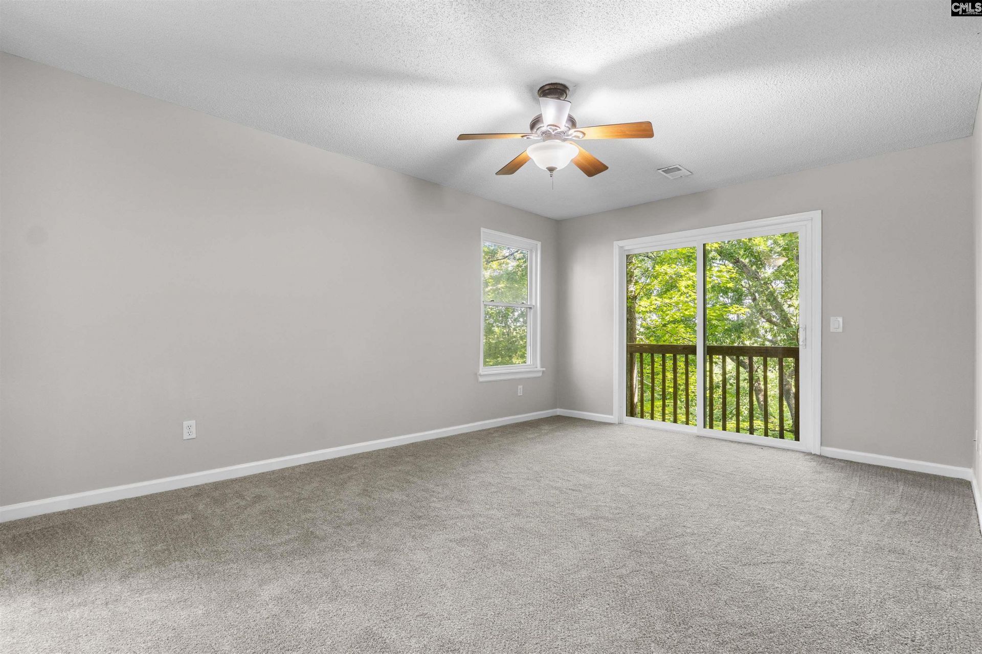 625 Edgewater Lane Photo 11