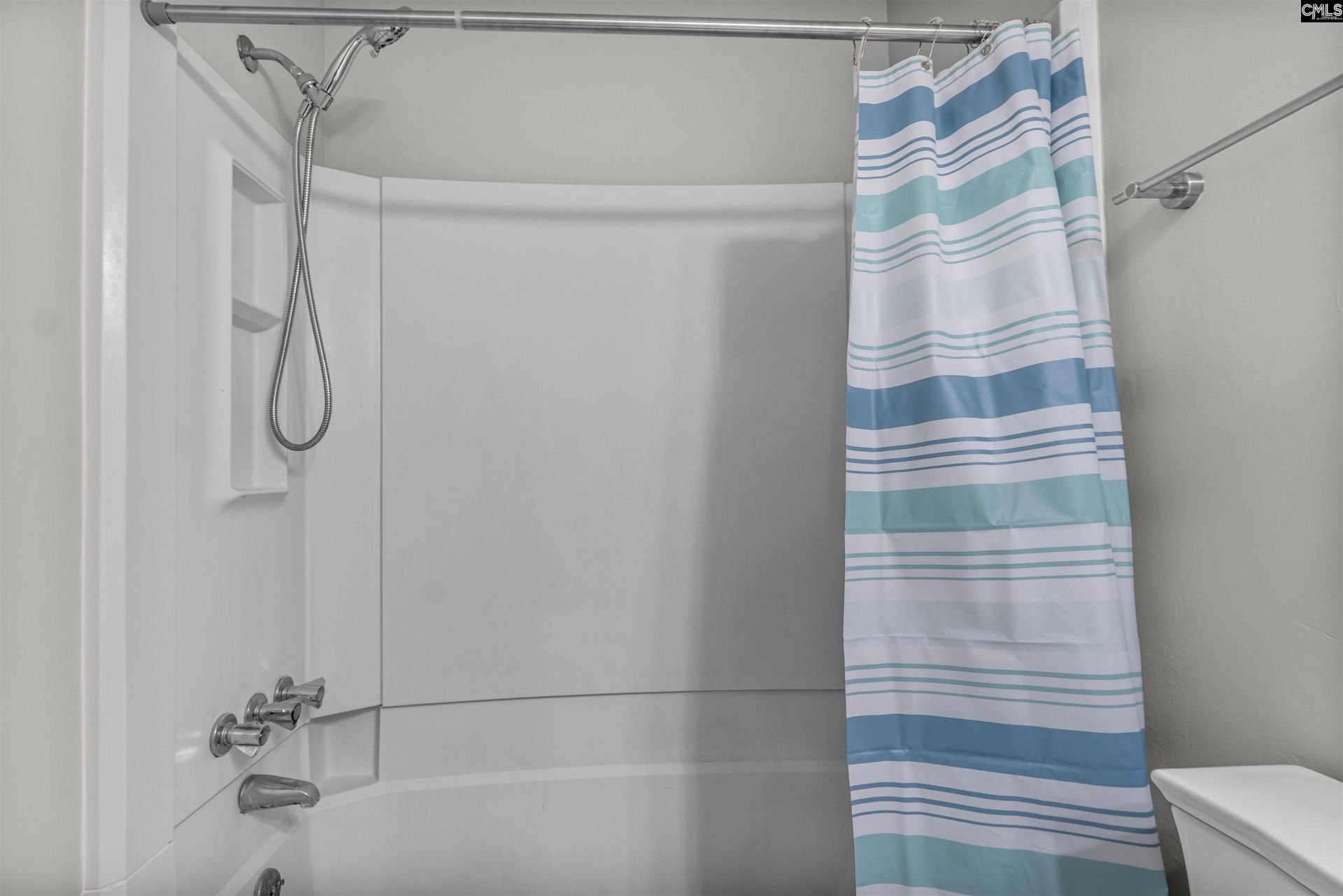 625 Edgewater Lane Photo 25