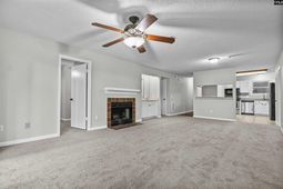 625 Edgewater Lane photo 4