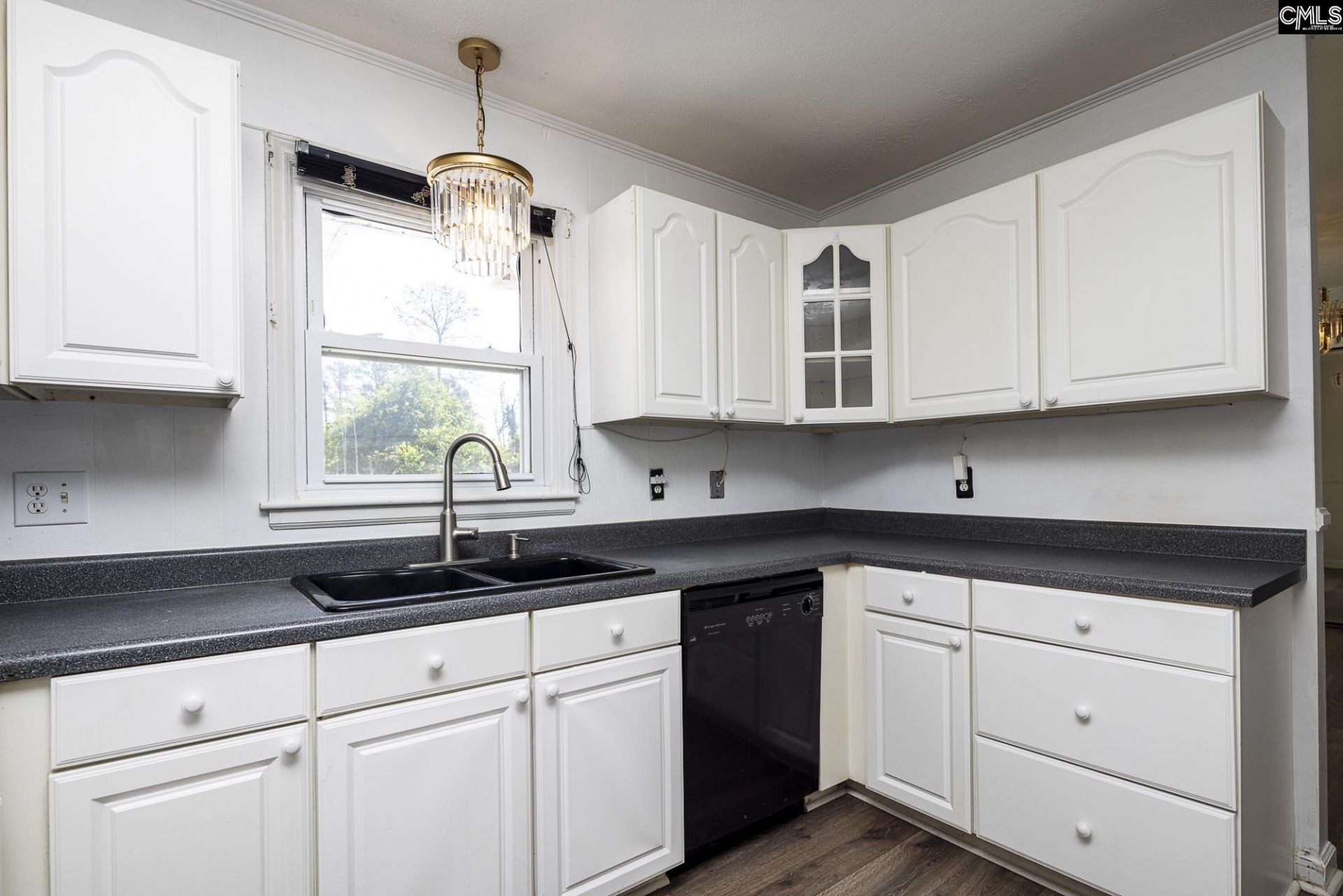 48 Moonglo Circle  Photo 11