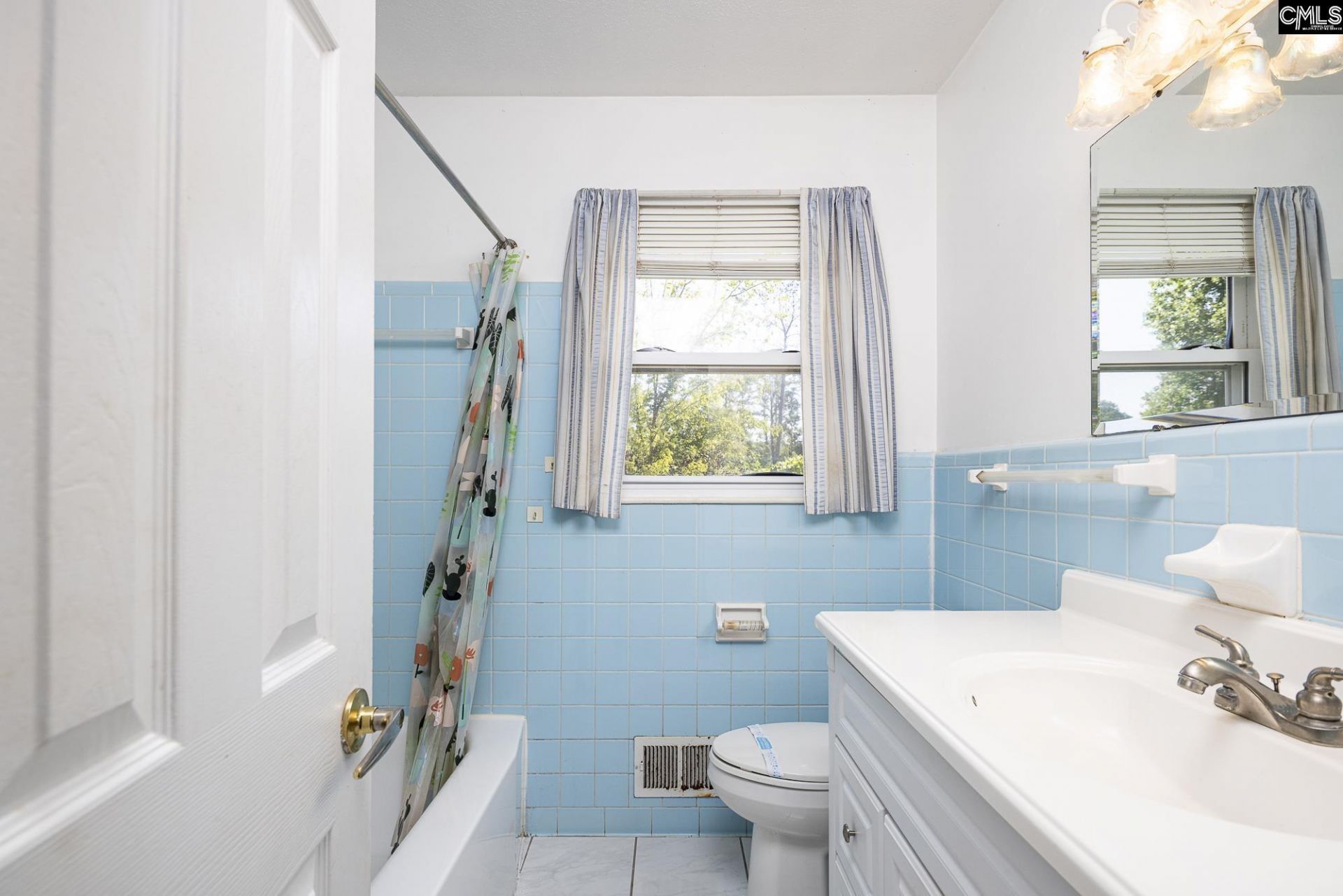 48 Moonglo Circle  Photo 19