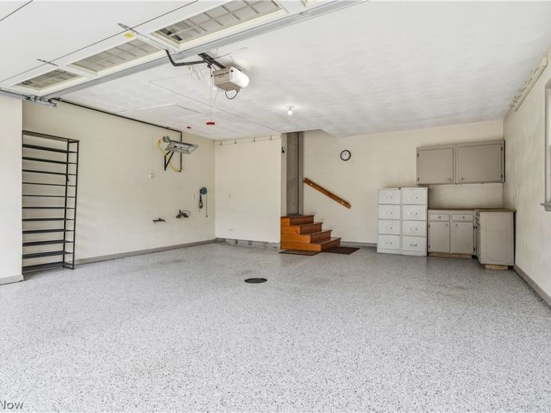 7068 Middlebrook Boulevard , Middleburg Heights, OH 44130 Photo 25