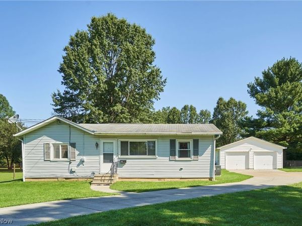 1121 Eastwood Avenue , Tallmadge, OH 44278