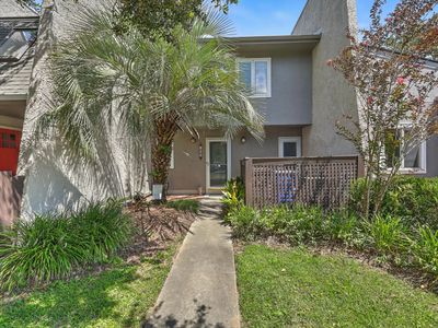 106 Ventura Place, Mount Pleasant, SC 29464