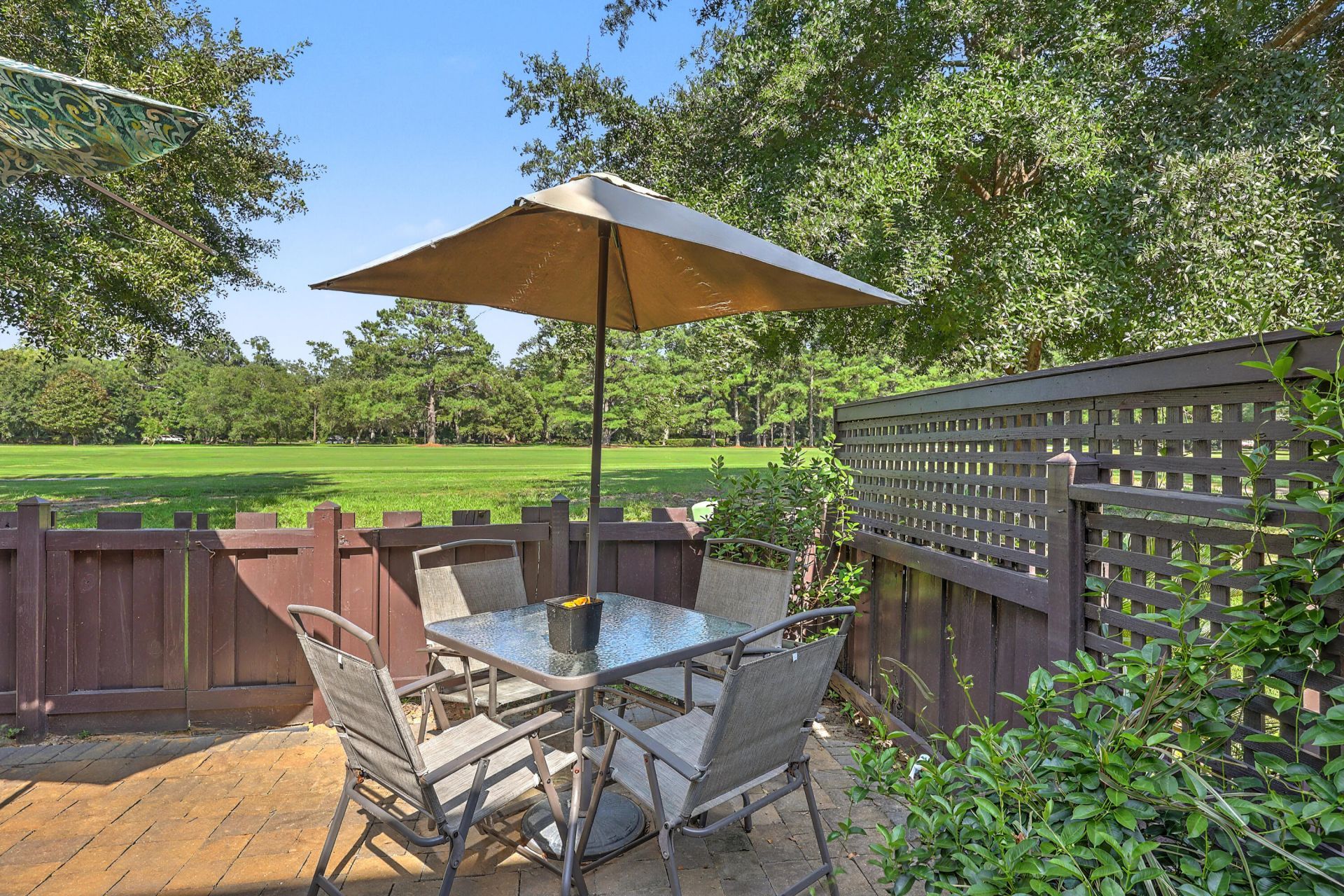 106 Ventura Place Photo 28