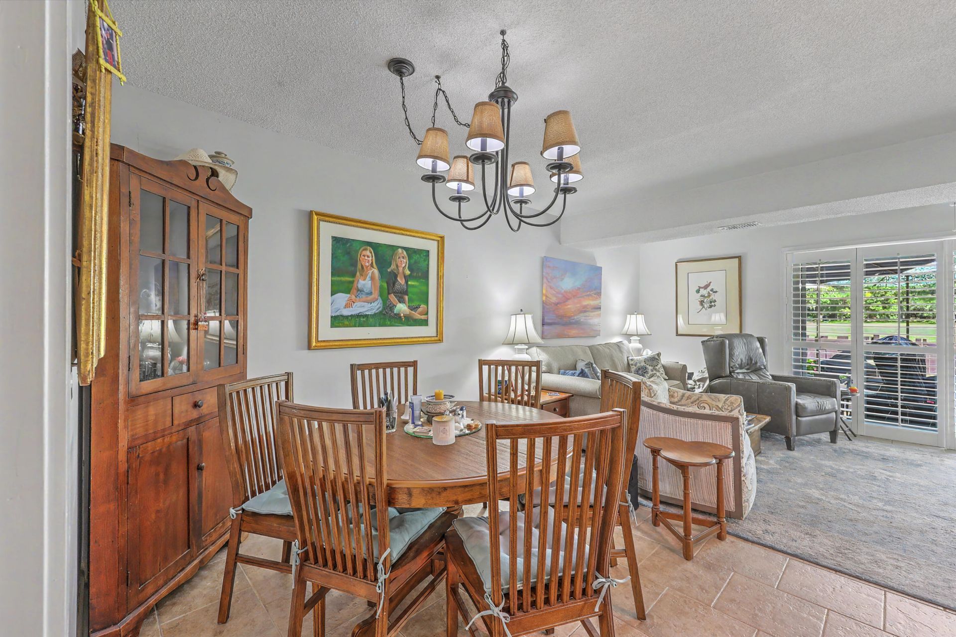 106 Ventura Place Photo 7