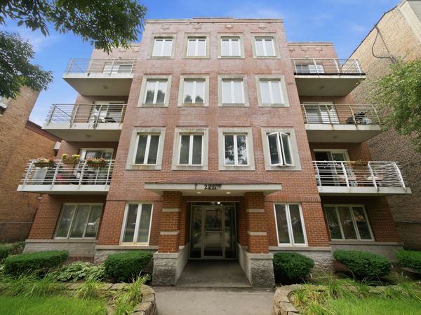 2217 W Farwell Avenue , Unit 4B, Chicago, IL 60645