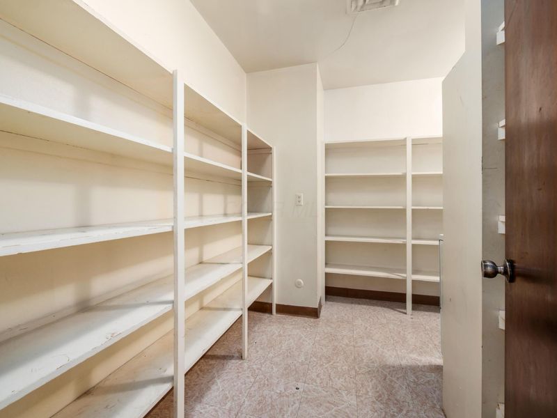 1633 S Roosevelt Avenue, Columbus, OH 43209 Photo 12