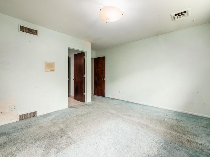 1633 S Roosevelt Avenue, Columbus, OH 43209 Photo 24