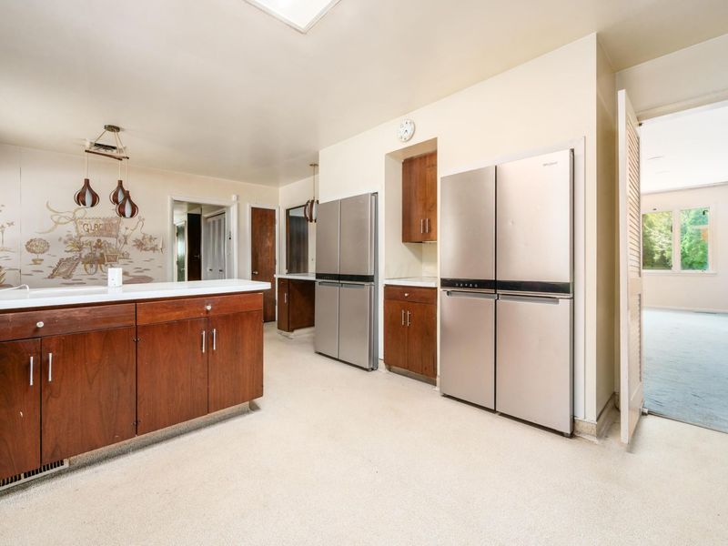 1633 S Roosevelt Avenue, Columbus, OH 43209 Photo 9