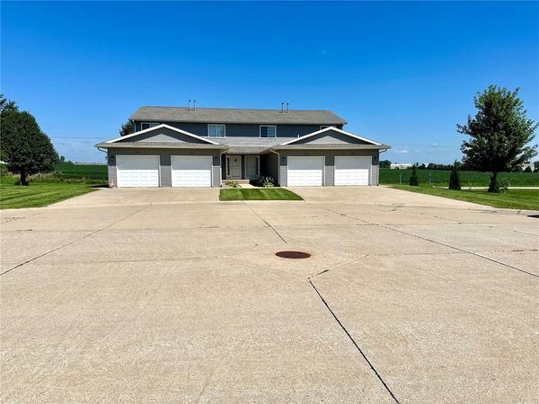 5062 Foxtail Court, Marion, IA 52302